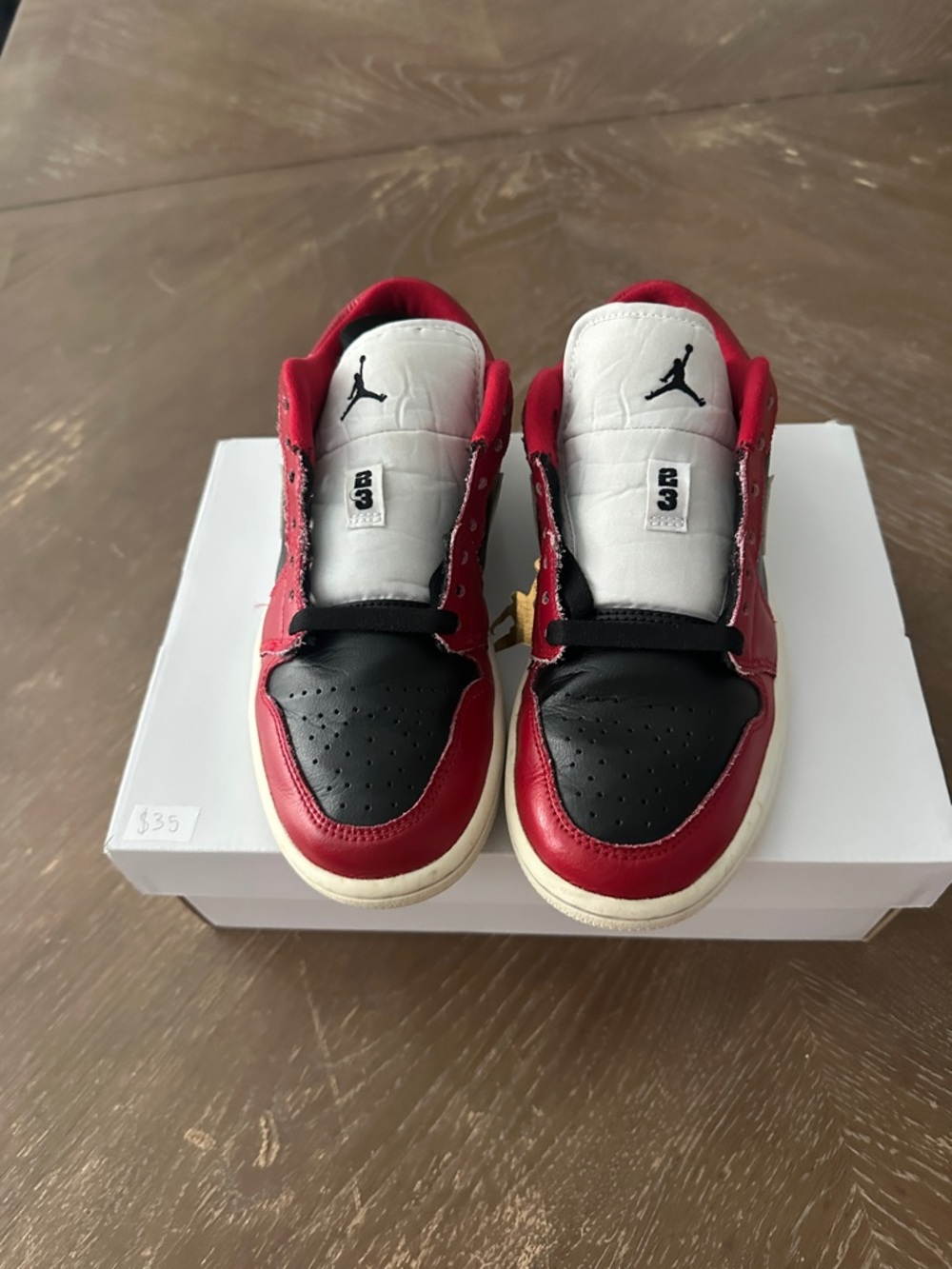 Jordan 1 low women’s size 7